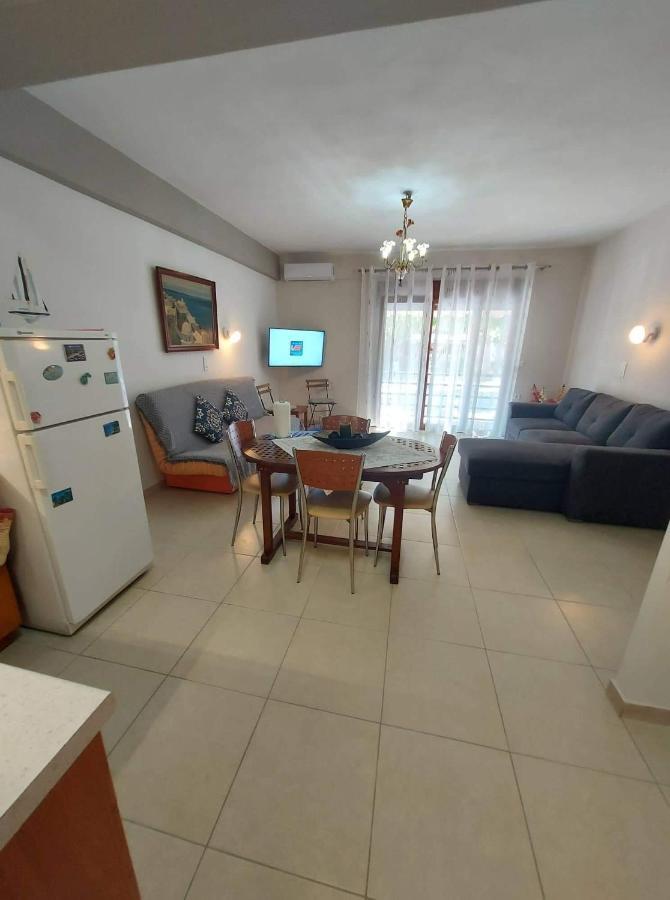 Modern Apartment Kallithea 1 Экстерьер фото