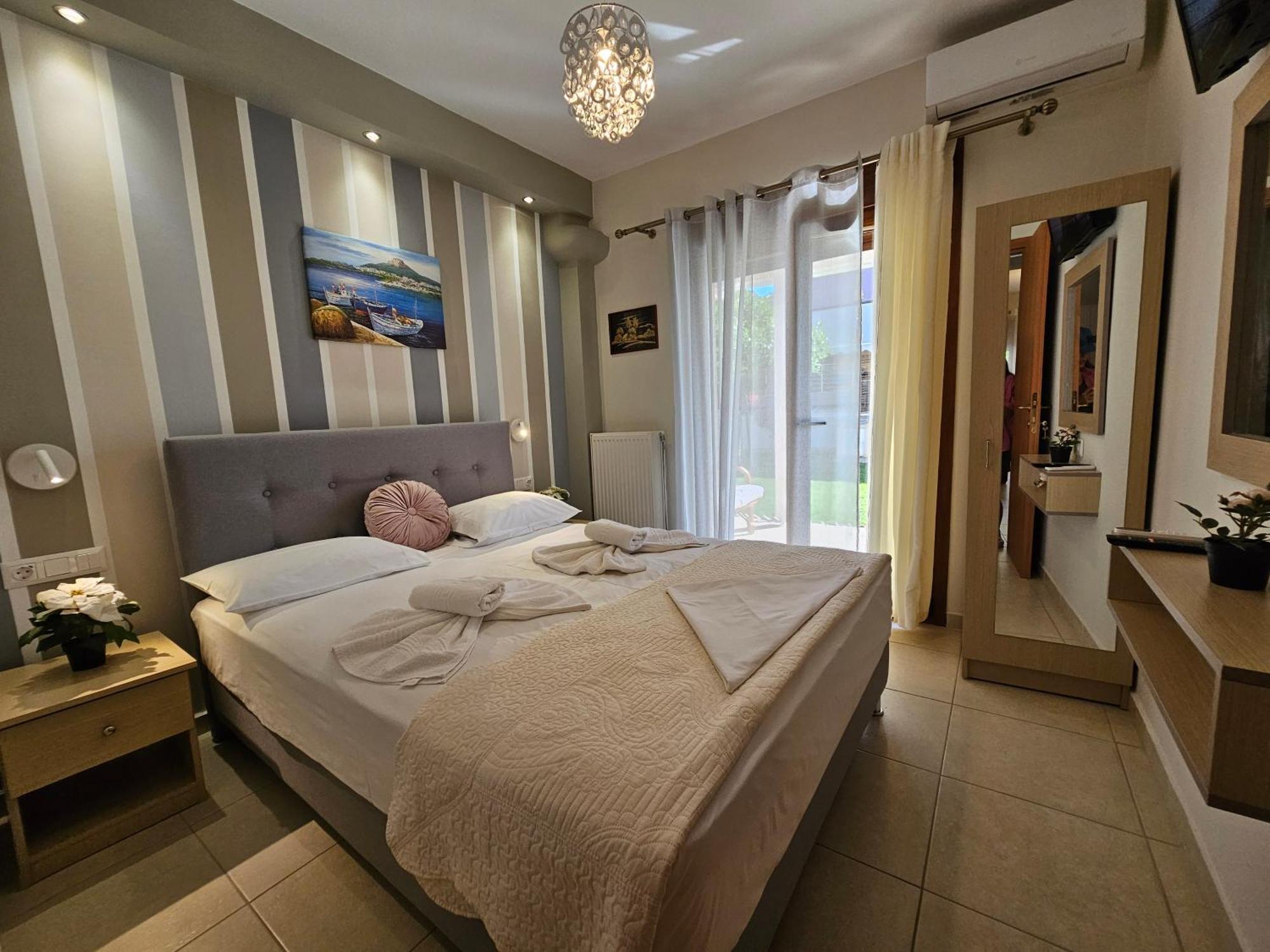 Modern Apartment Kallithea 1 Экстерьер фото